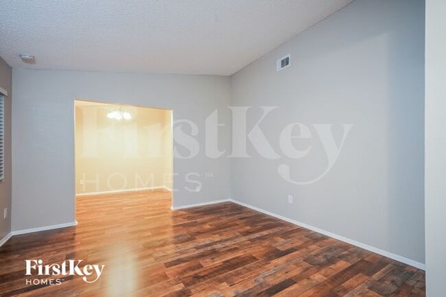 Building Photo - 7207 Skipper Ct