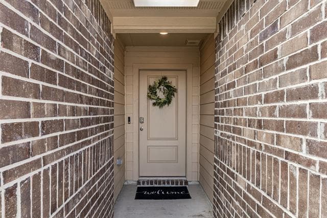 Foto del edificio - 620 Whitecomb Ln