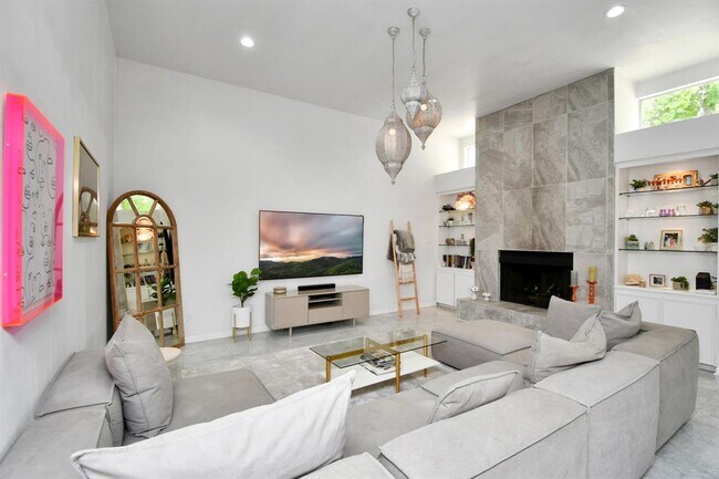 Foto del edificio - 5537 Shadow Crest St