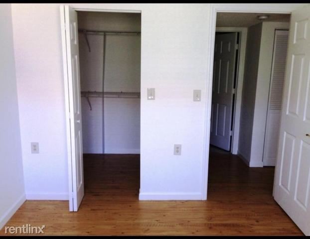 Building Photo - 2 br, 1 bath  - 1215 Benoist Farms Rd