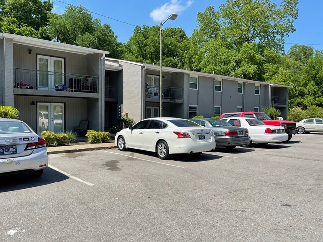 Building Photo - Sycamore Villas