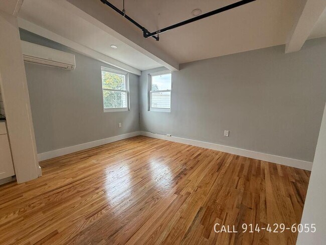 Building Photo - 103 Yonkers Ave