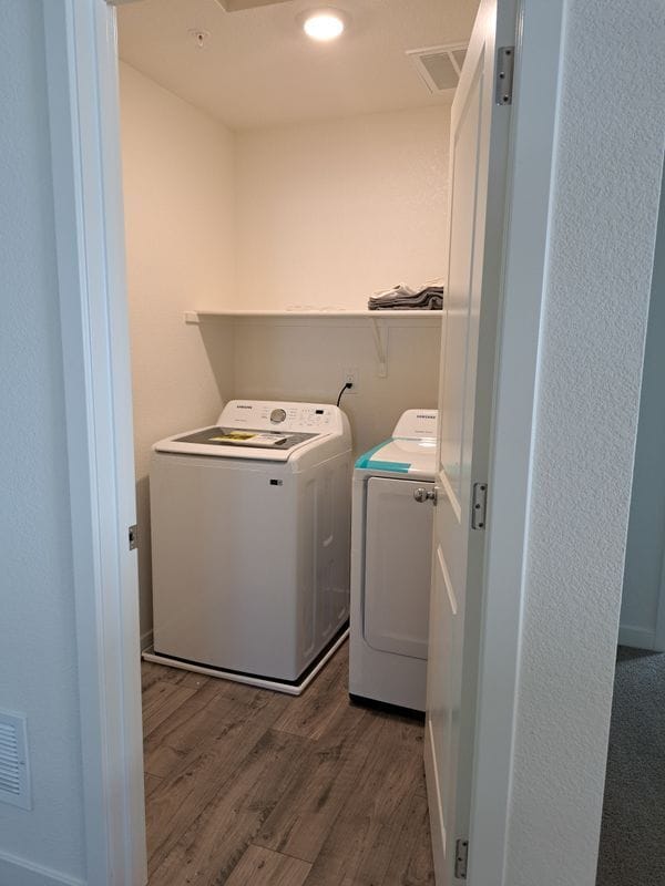 Building Photo - 667 Jefferson St