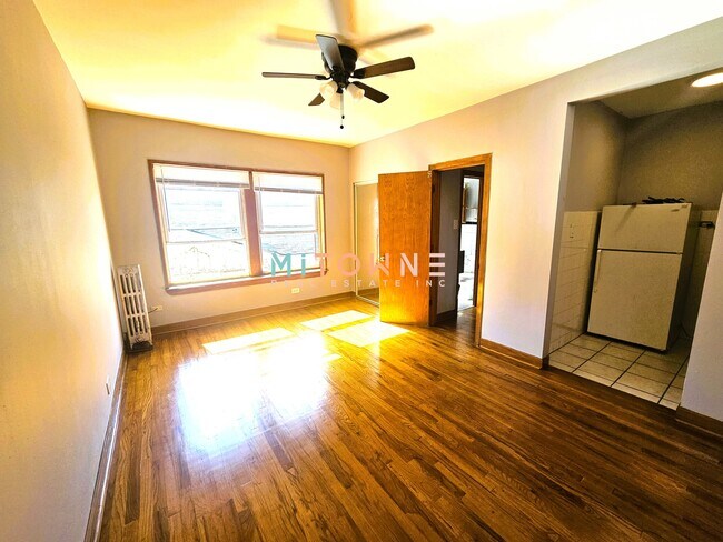 Foto del edificio - 6900 N Ashland Ave