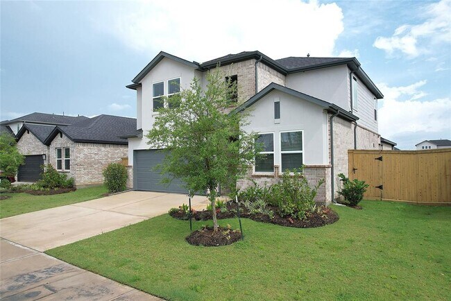 Building Photo - 1203 Sugar Dr