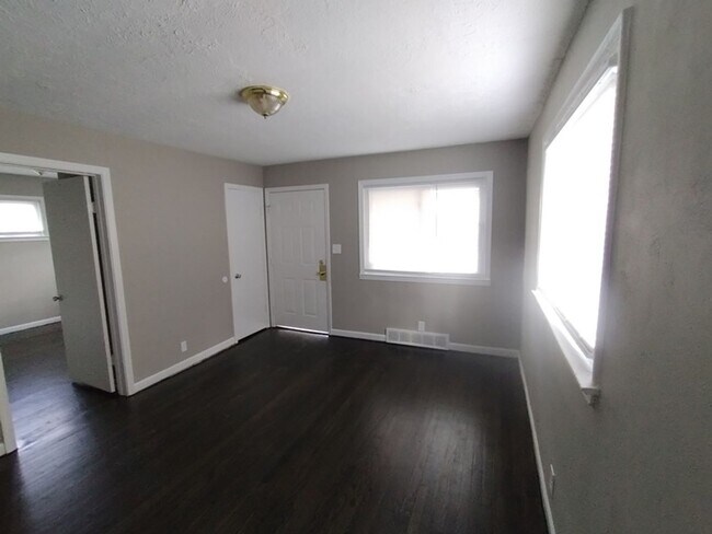 Foto del edificio - 1944 Harvard St 3BR/1BA (Hamilton)