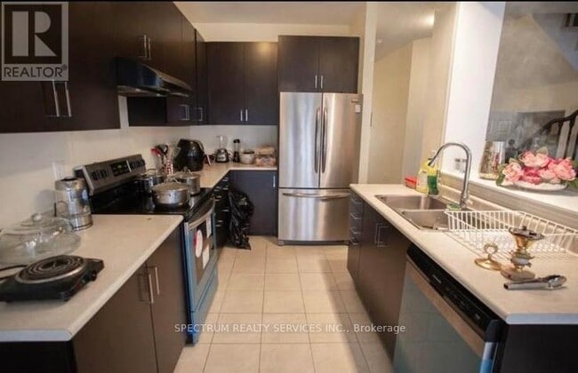 Photo du bâtiment - 96 Warner Ln