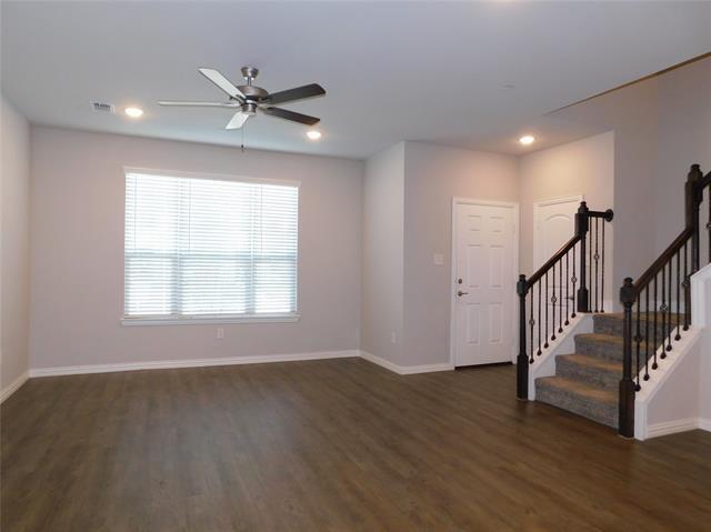Foto del edificio - 2229 Davenport Dr