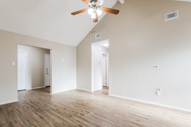 Building Photo - 12207 Evening Glen Ct