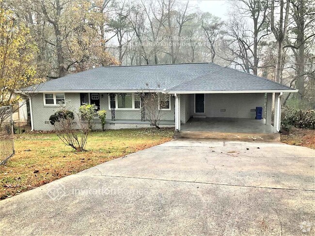 Building Photo - 2813 Battlecrest Dr