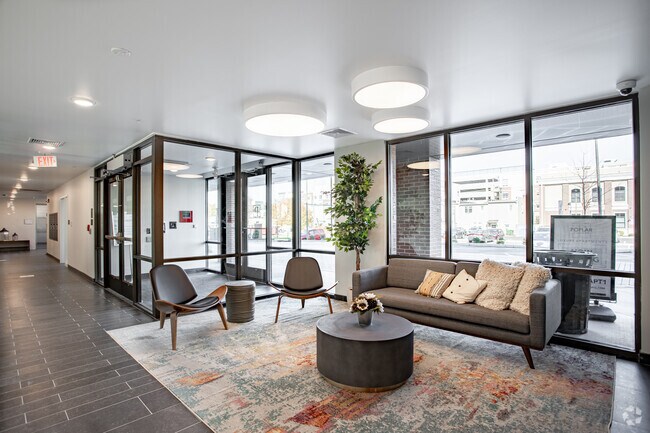 Foto del vestíbulo - Poplar Square Apartments