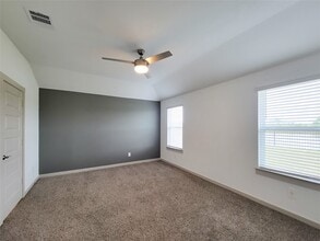 Building Photo - 7015 Halifax Harvest Ln