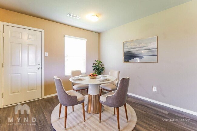 Foto del edificio - 12405 Solandra Cir