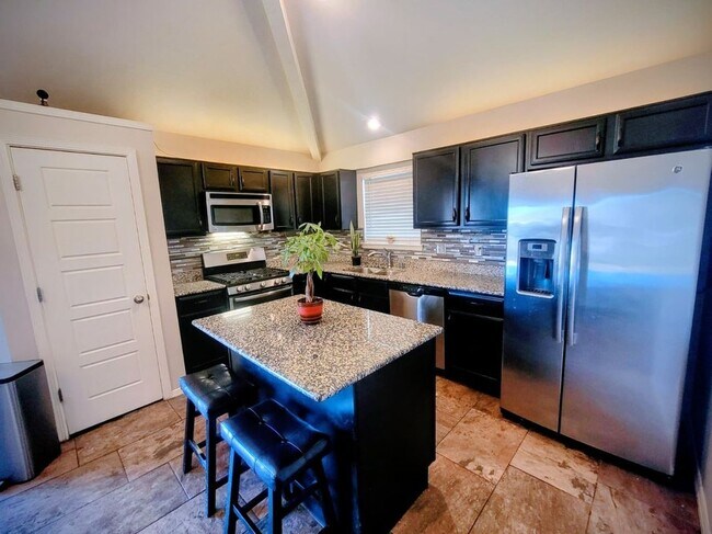 Foto del edificio - 421 Nordstrom Avenue