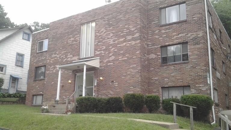 Primary Photo - 1720 Wright St