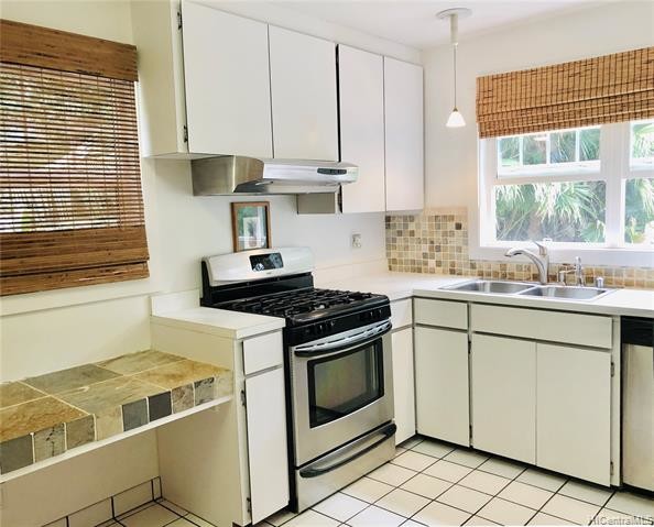 Building Photo - 1221 Maunawili Rd