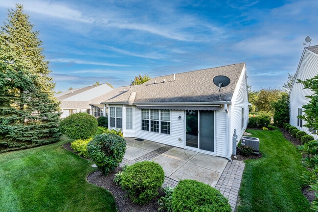 Building Photo - 13964 Chanwahon Rd