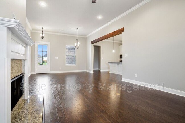 Building Photo - 36418 Belle Journee Ave