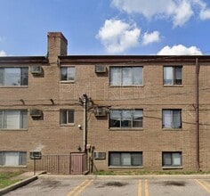 Building Photo - 14235 Triskett Rd