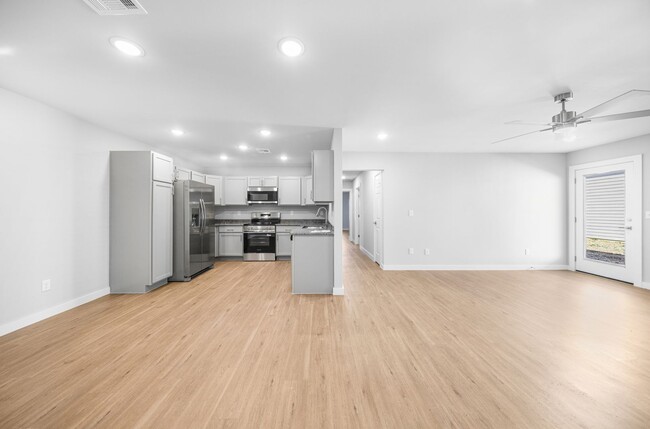 Photo - 6603 NW Altus St House