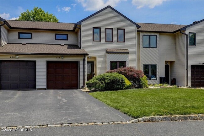 Building Photo - 185 Pear Dr