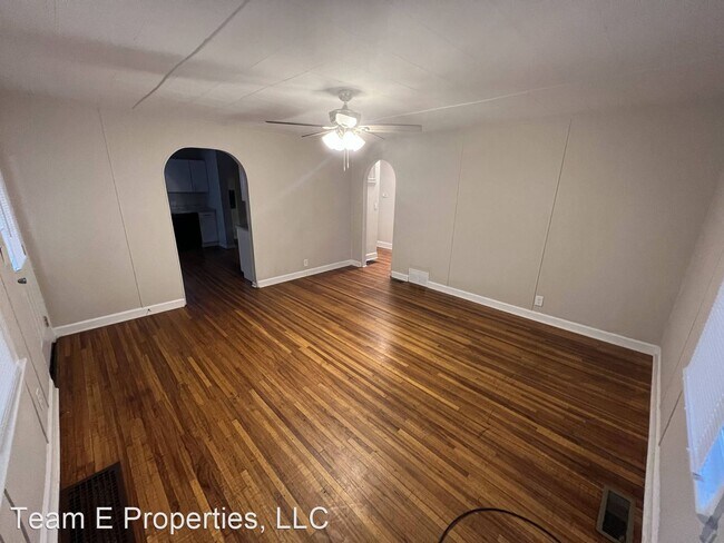 Foto del edificio - 3 br, 2 bath House - 454 W. Lombard