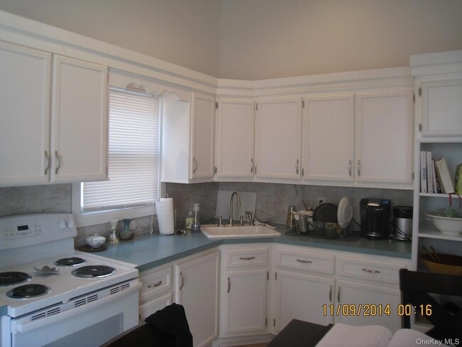 Photo - 82 California St House