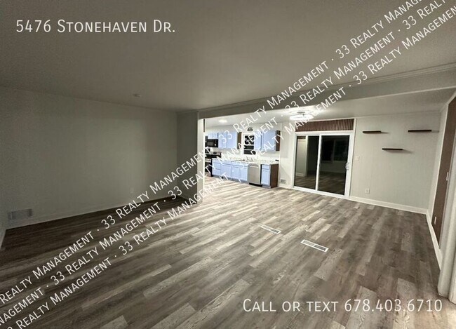 Building Photo - 5476 Stonehaven Dr