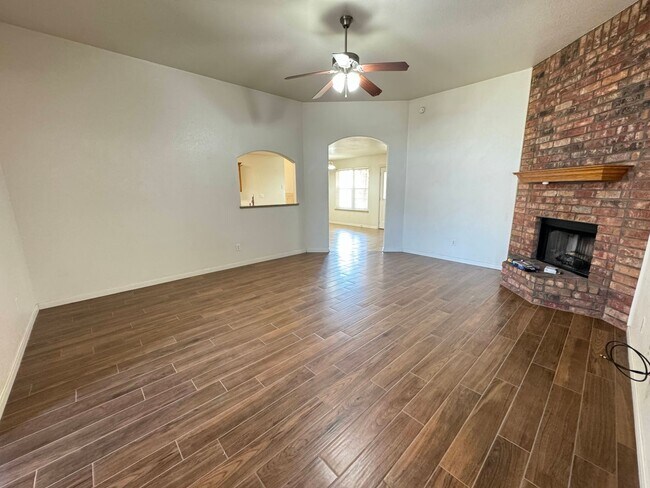 Foto del edificio - 3-Bedroom House for Rent in Killeen