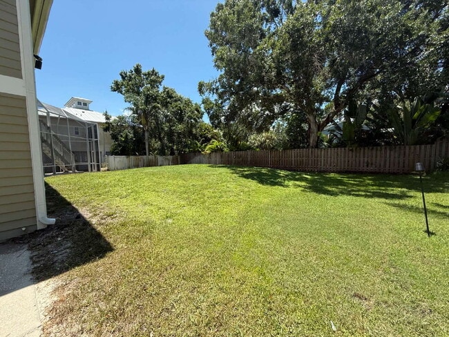 Foto del edificio - 7808 Bay Dr
