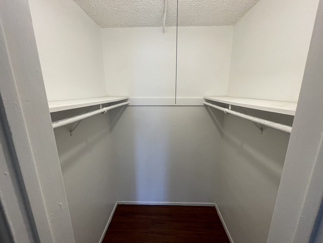 Unit 10A - Closet - 8415 Amigo Ave