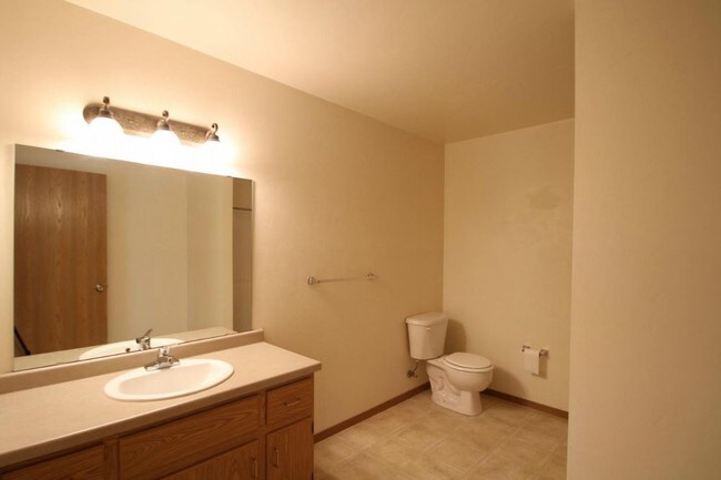 Gateway Estates Apartments - Beloit, WI | Apartments.com