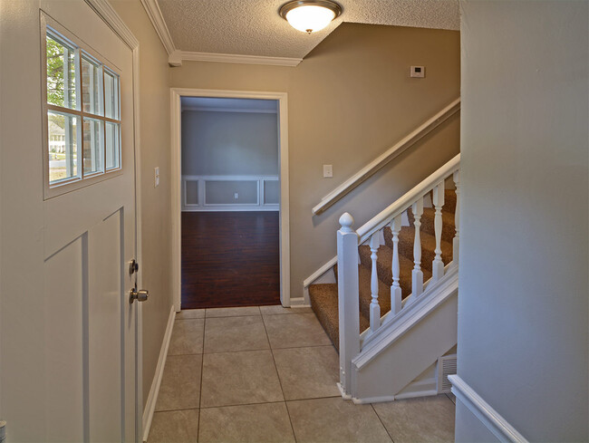 Foto del edificio - 4 bed, 2.5 bath in Cordova near Walnut Grove