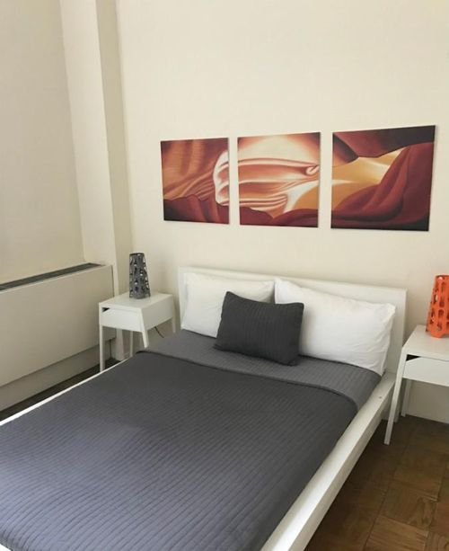 Foto del edificio - 208 E 24th St