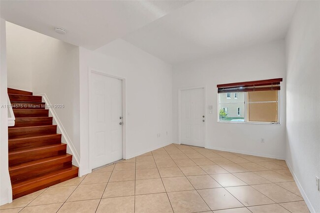 Building Photo - 22014 SW 89th Ct