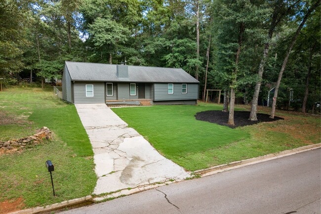 Foto del edificio - Newly Renovated East Side Home!