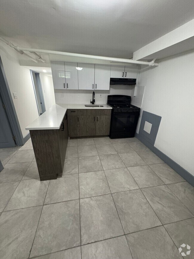 Building Photo - 26 Finlay Pl