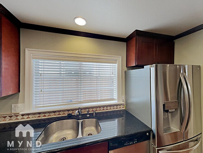 Building Photo - 10305 Wunderlich Dr