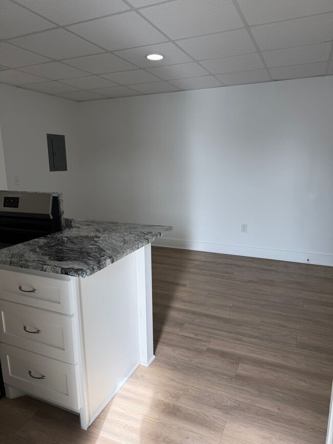 Foto del edificio - 400 Gallatin Ave