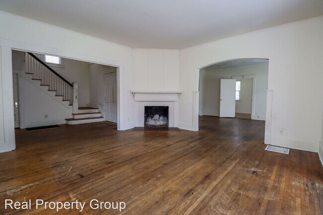Building Photo - 5 br, 2 bath House - 1503 Wilson Ave.