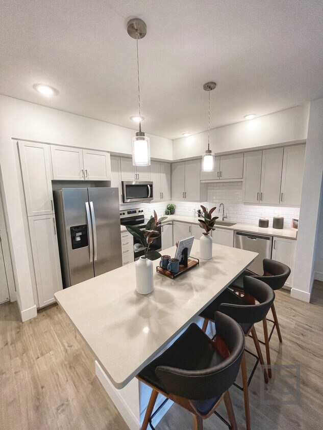 Kitchen - 440 Westree Ln