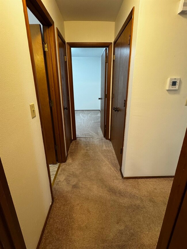 Foto del edificio - 5702 Pleasant Ave