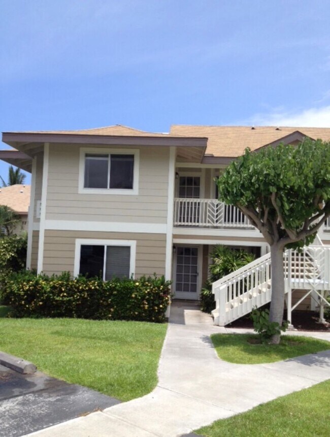 Foto del edificio - Unfurnished 3 bedroom 2 bath condo (top fl...