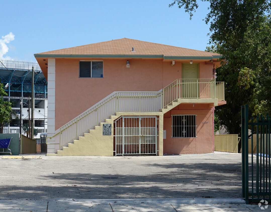 Primary Photo - 1429 NW 2nd St