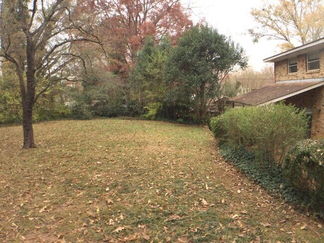 Building Photo - 3128 Columbia Woods Dr