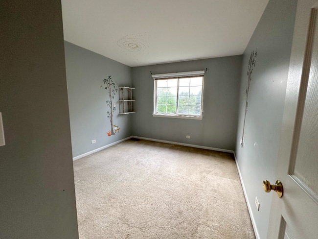 Building Photo - 264 Blue Spruce Ln
