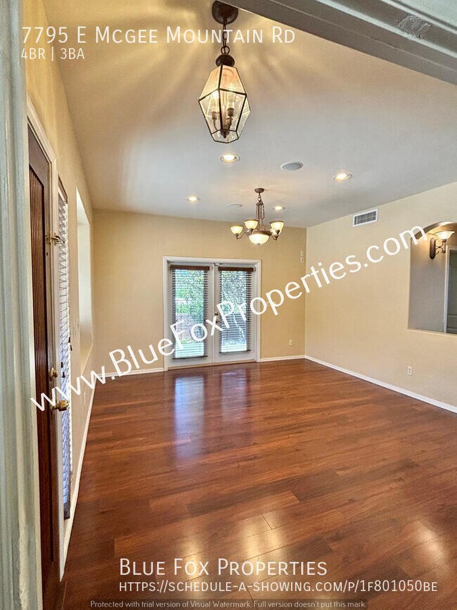 Foto del edificio - 7795 E McGee Mountain Rd
