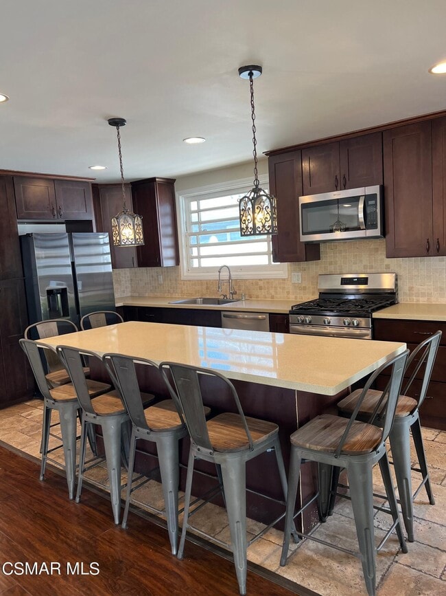 Building Photo - 7472 Ponce Ave