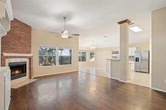 Building Photo - 1008 Chippewa