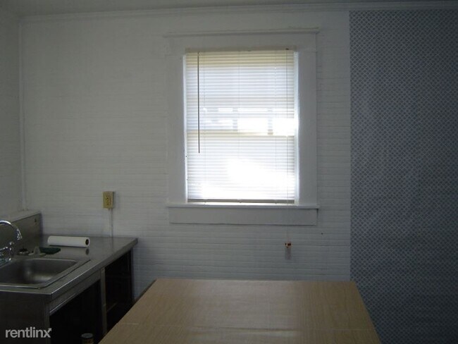 Foto del edificio - 2 br, 1 bath House - 102 East View Ave